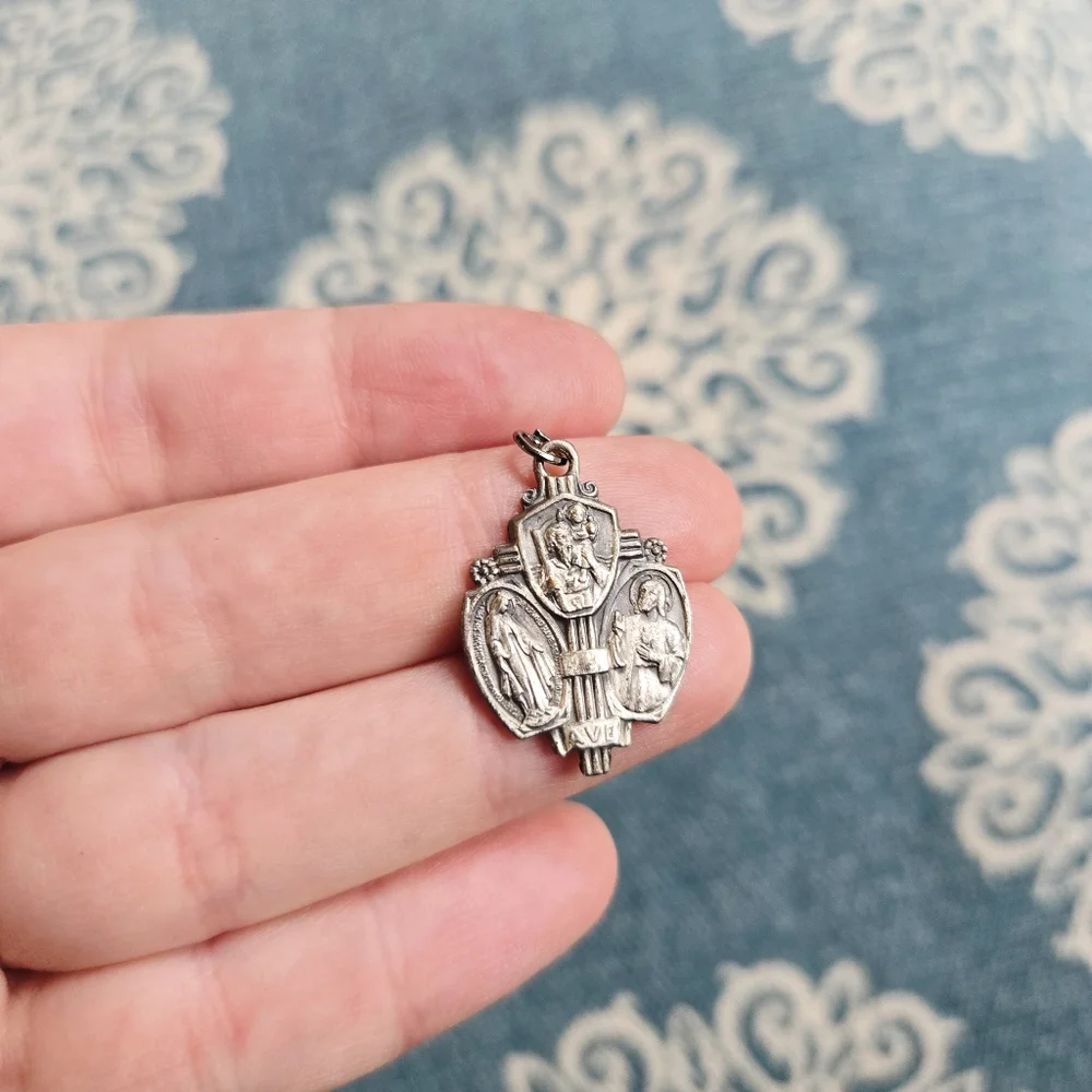 Vintage 3-Way St Christopher Jesus Christ Catholic Religious Protection Pendant